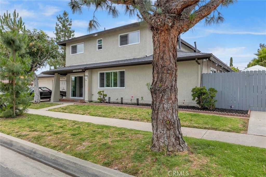 2215 E Avalon - Photo 1