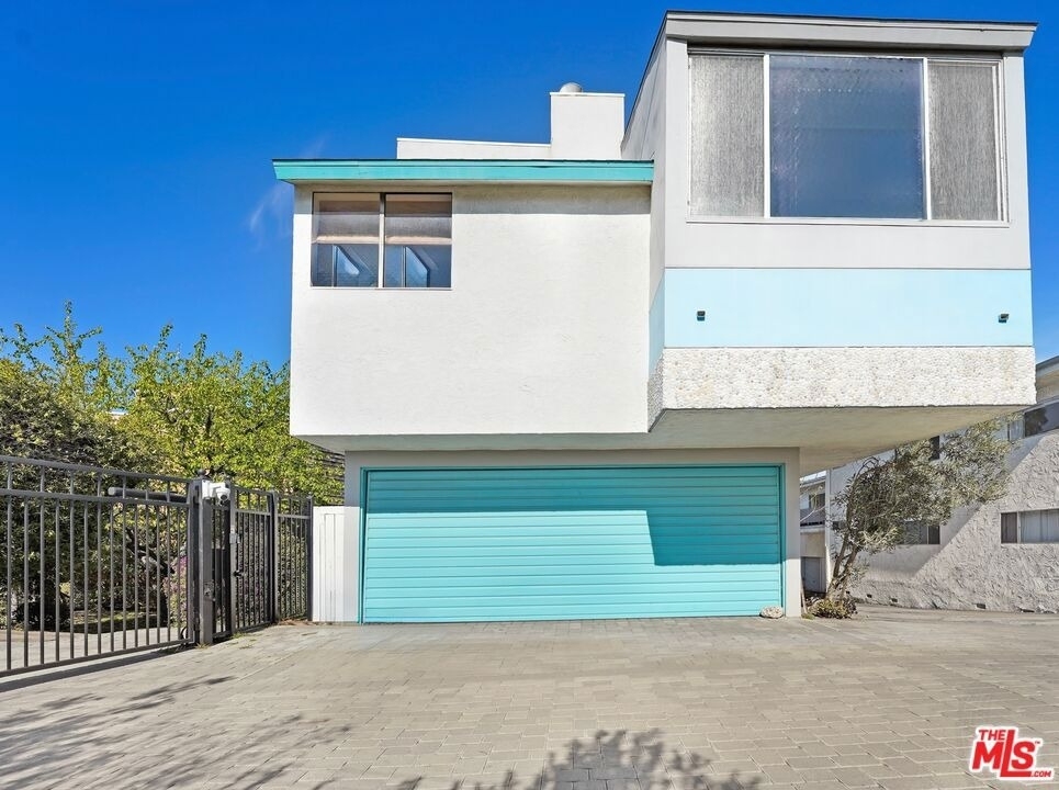 29231 Heathercliff Road - Photo 0