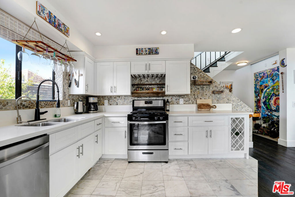 29231 Heathercliff Road - Photo 3