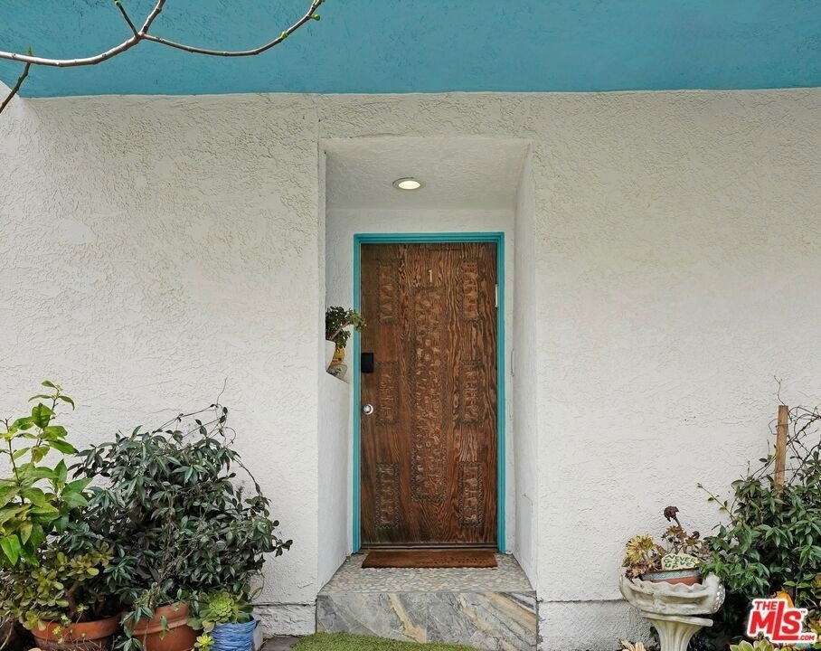 29231 Heathercliff Road - Photo 1