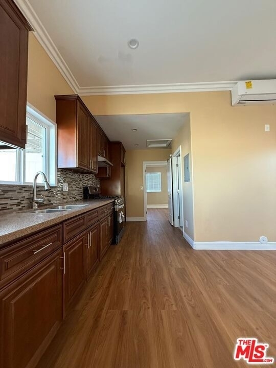 7632 Kraft Avenue - Photo 5