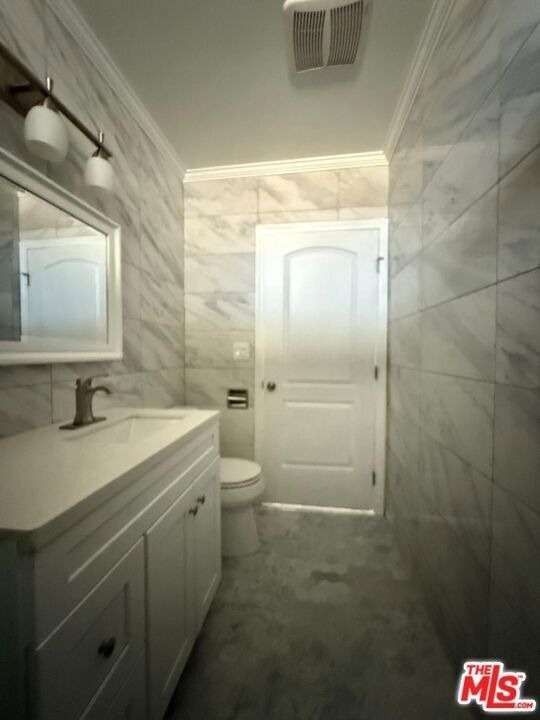 7632 Kraft Avenue - Photo 8