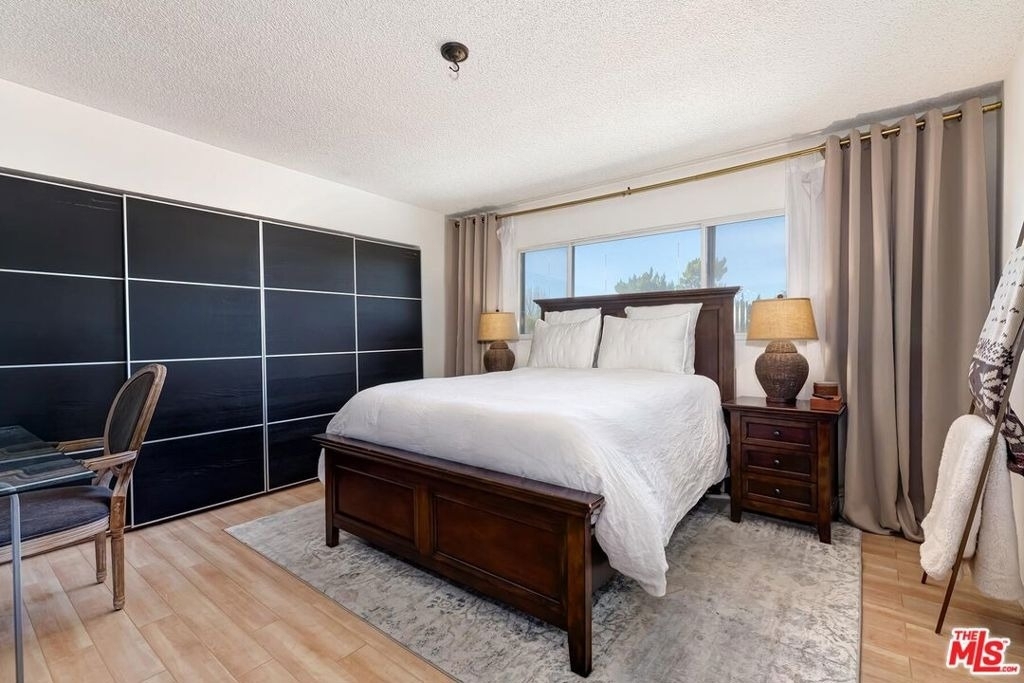 5805 Whitsett Avenue - Photo 10