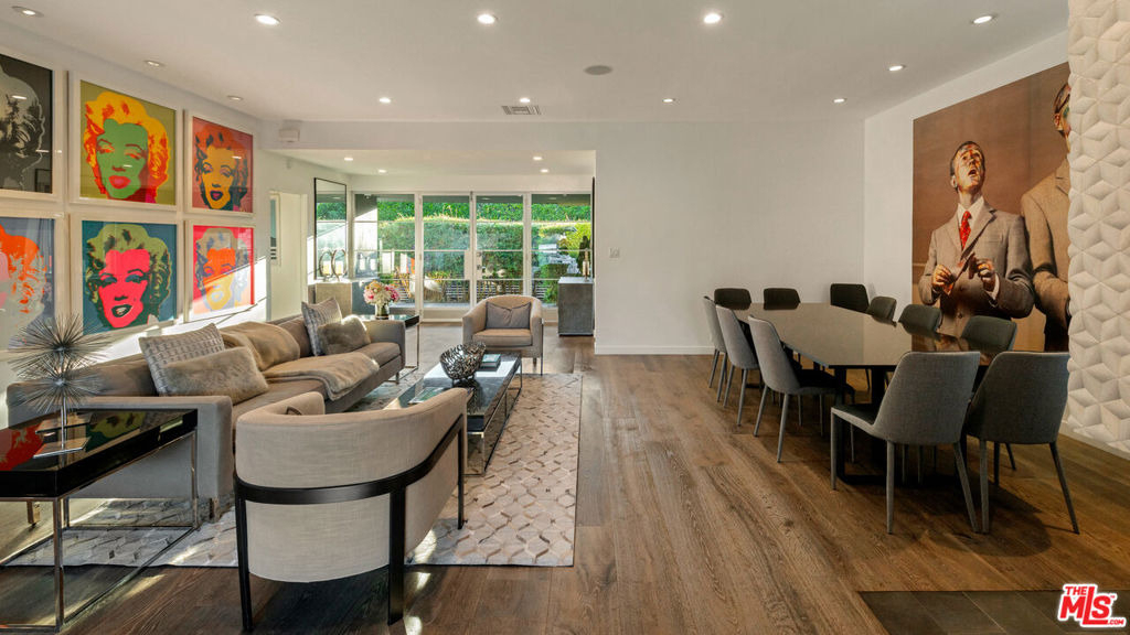 602 N Whittier Drive - Photo 1