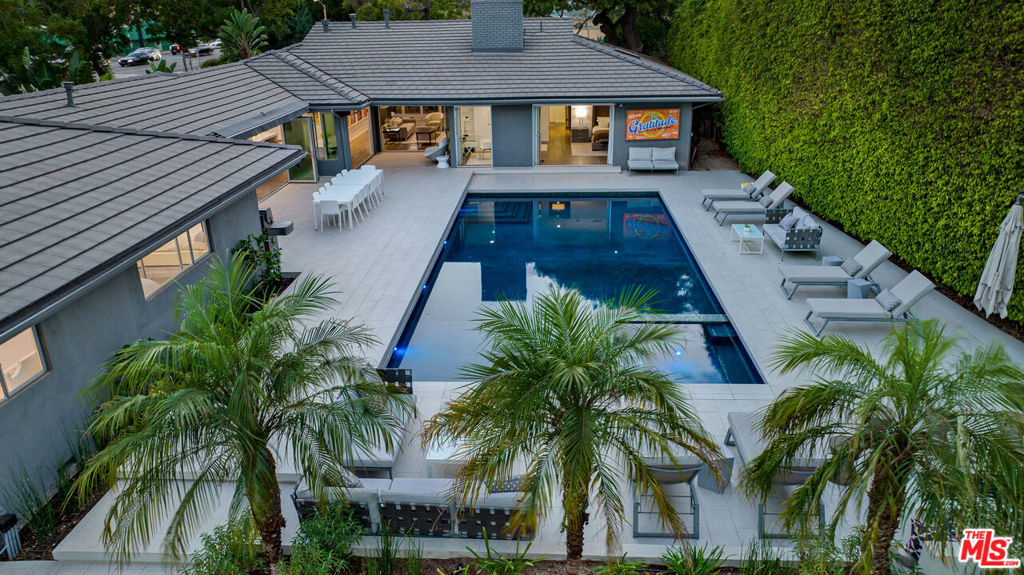 602 N Whittier Drive - Photo 3