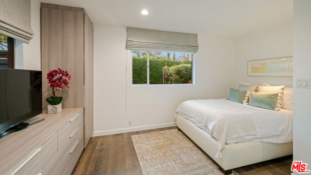 602 N Whittier Drive - Photo 28