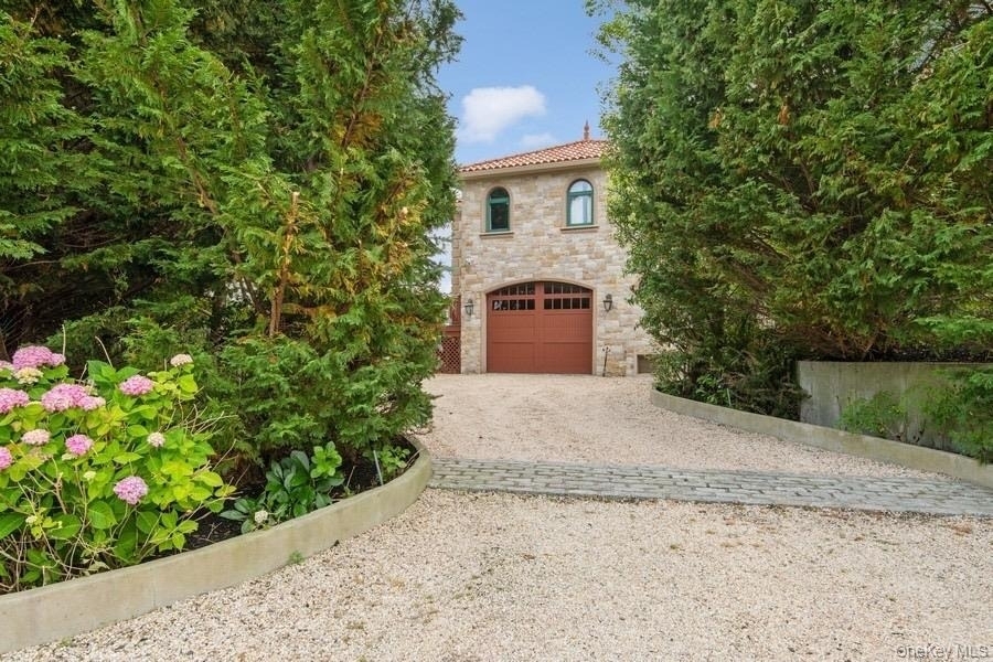 13 Seatuck Lane - Photo 5