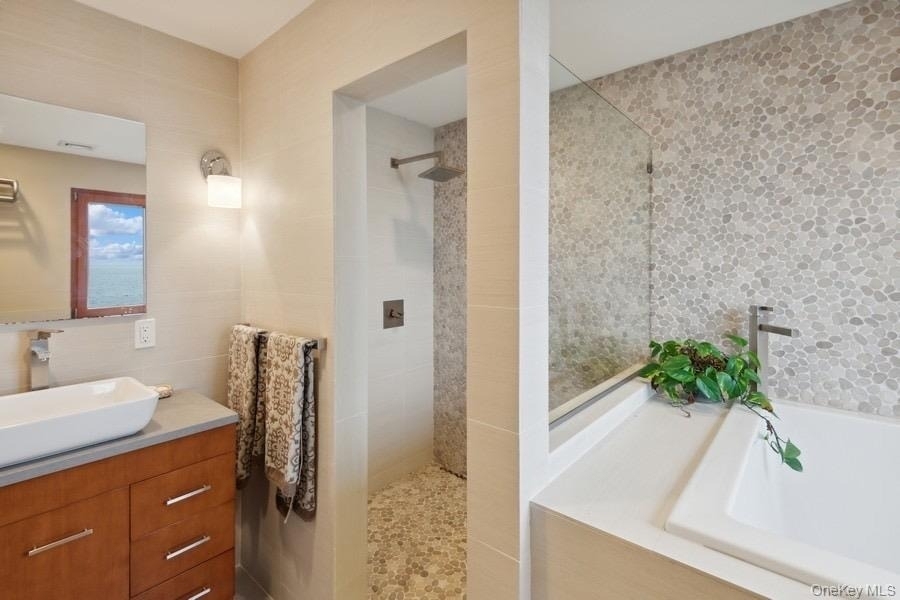 13 Seatuck Lane - Photo 19