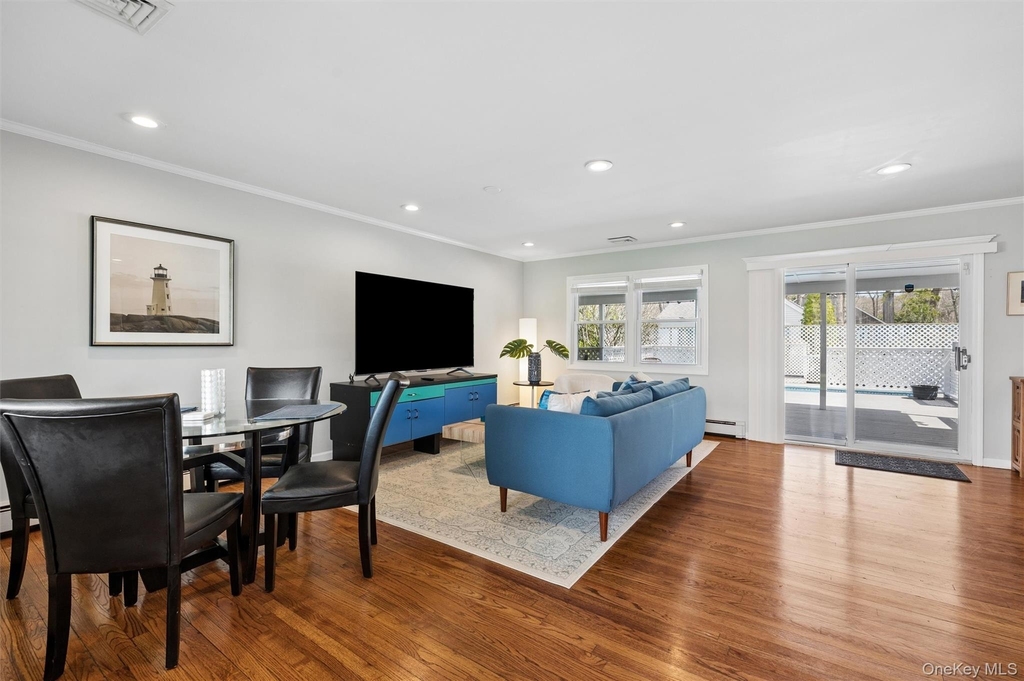 50 Hazelwood Avenue - Photo 2
