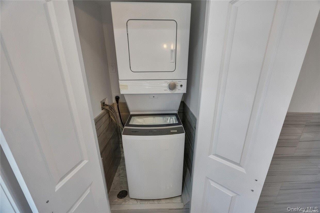 177 Waverly Avenue - Photo 18