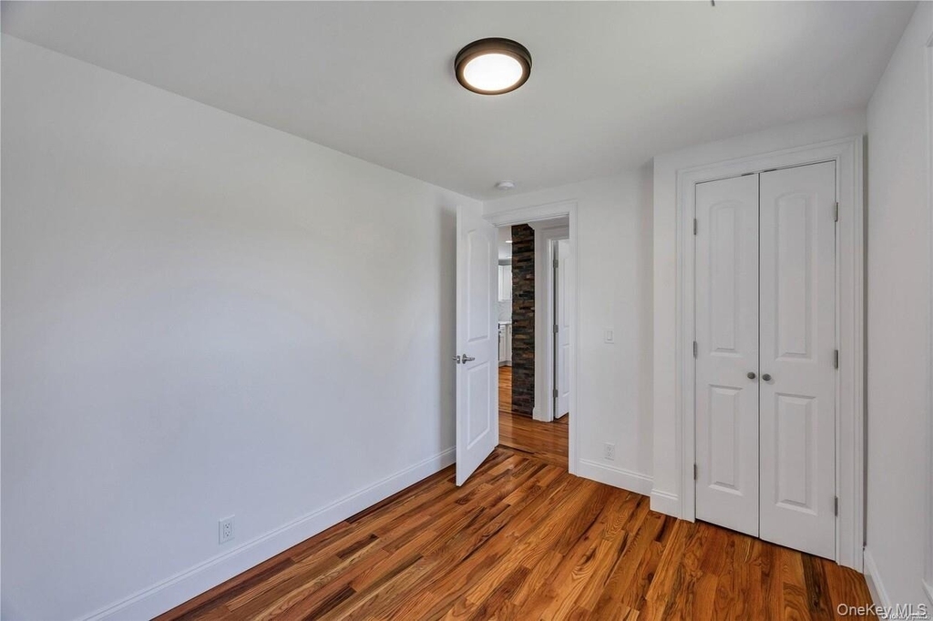 177 Waverly Avenue - Photo 17