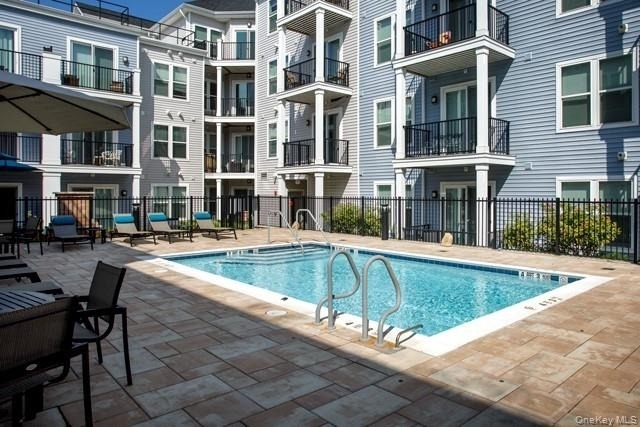 116 Searing Avenue - Photo 3
