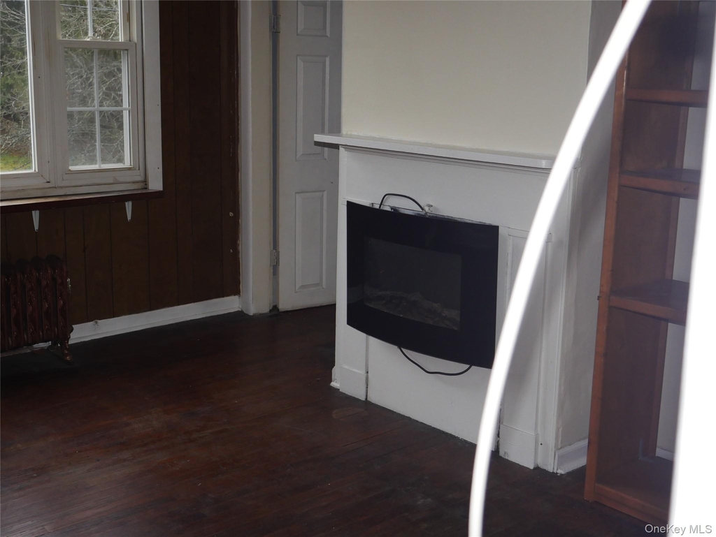 19 Main Street - Photo 9