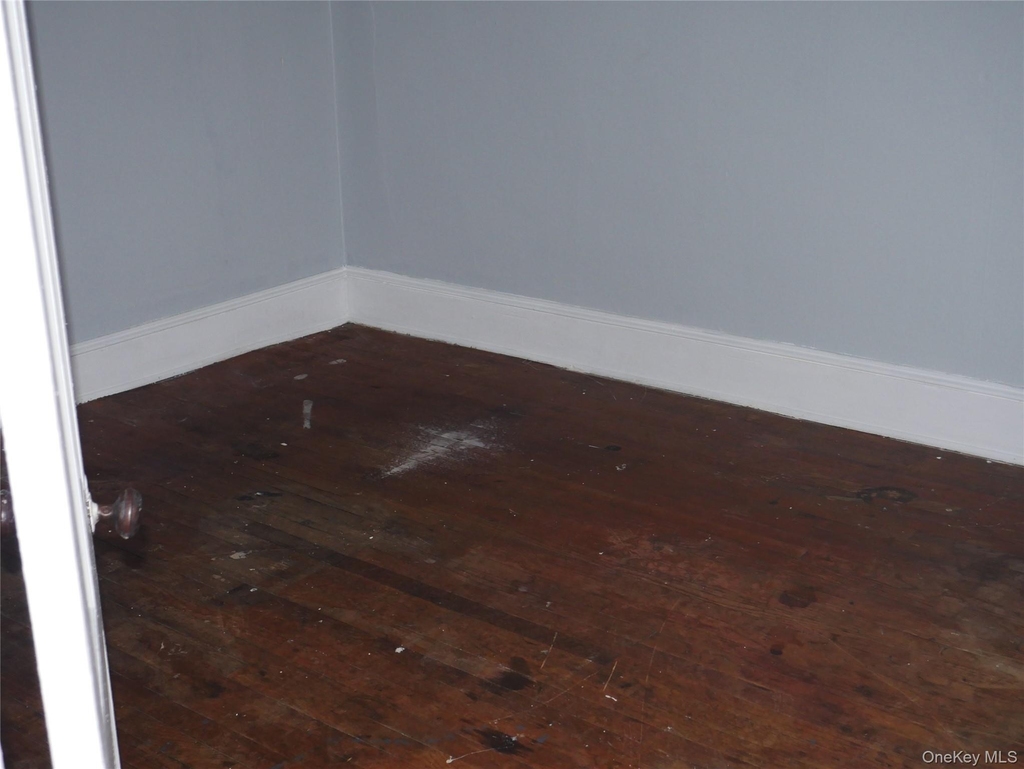 19 Main Street - Photo 11