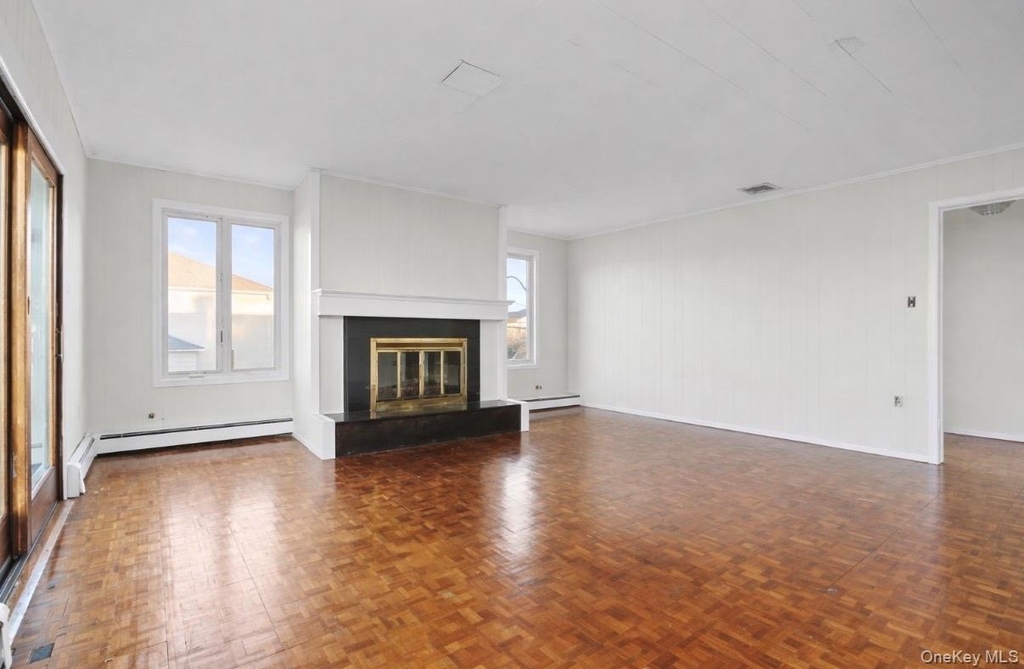 115 Maryland Avenue - Photo 12
