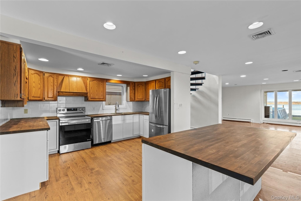 115 Maryland Avenue - Photo 5