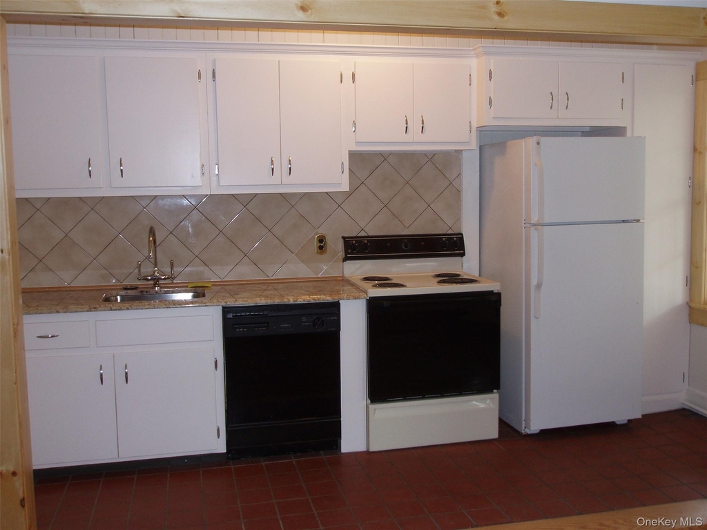 953 Ripley Lane - Photo 5