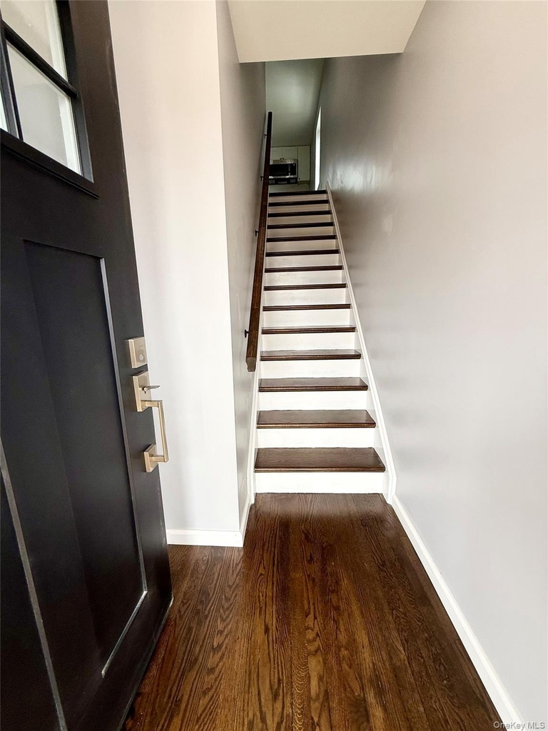 19 Lee Avenue - Photo 10