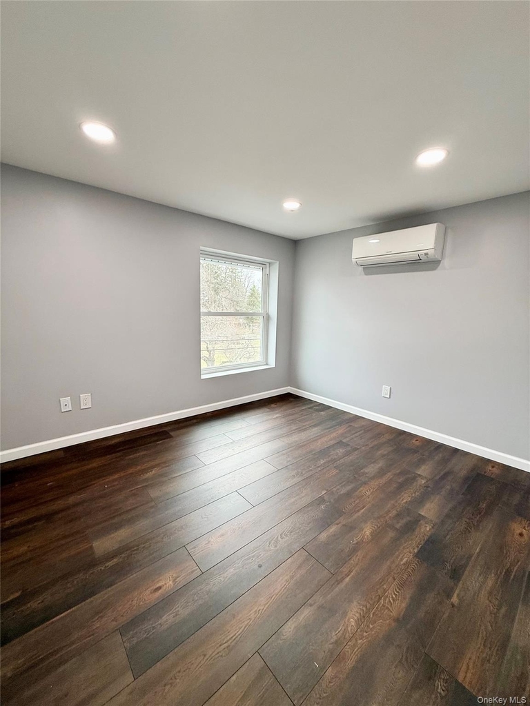 19 Lee Avenue - Photo 9