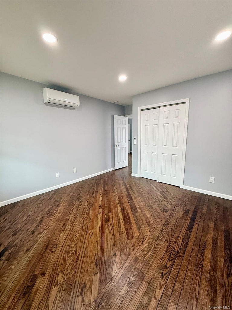 19 Lee Avenue - Photo 12