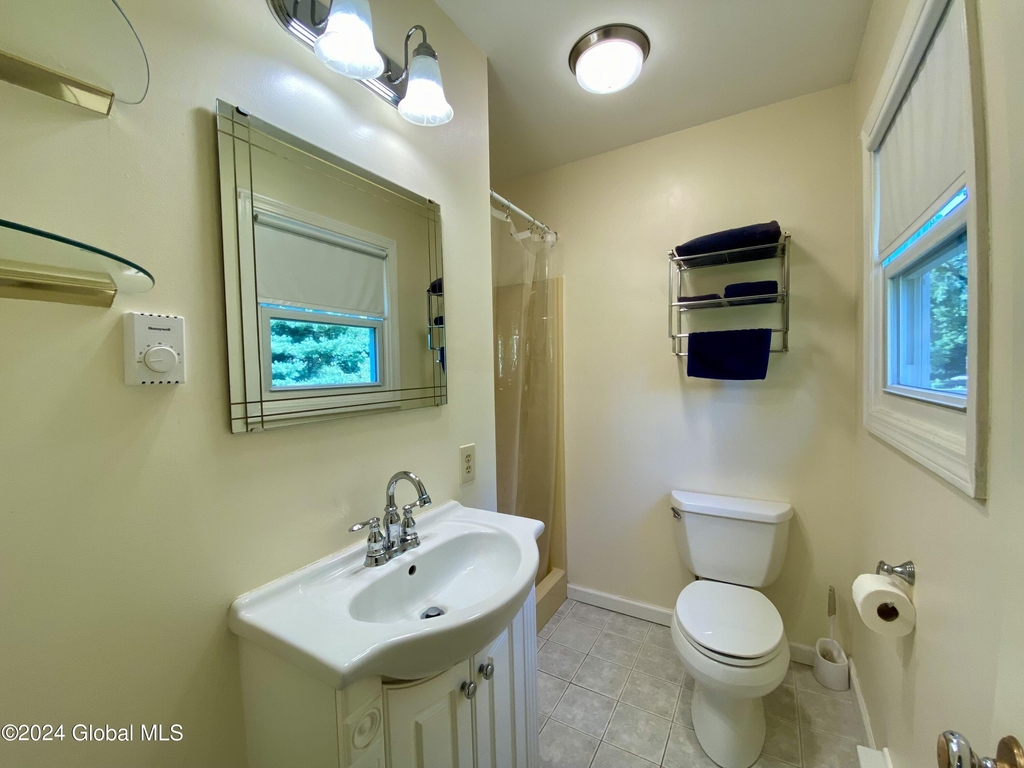 12 Lakewood Drive - Photo 9