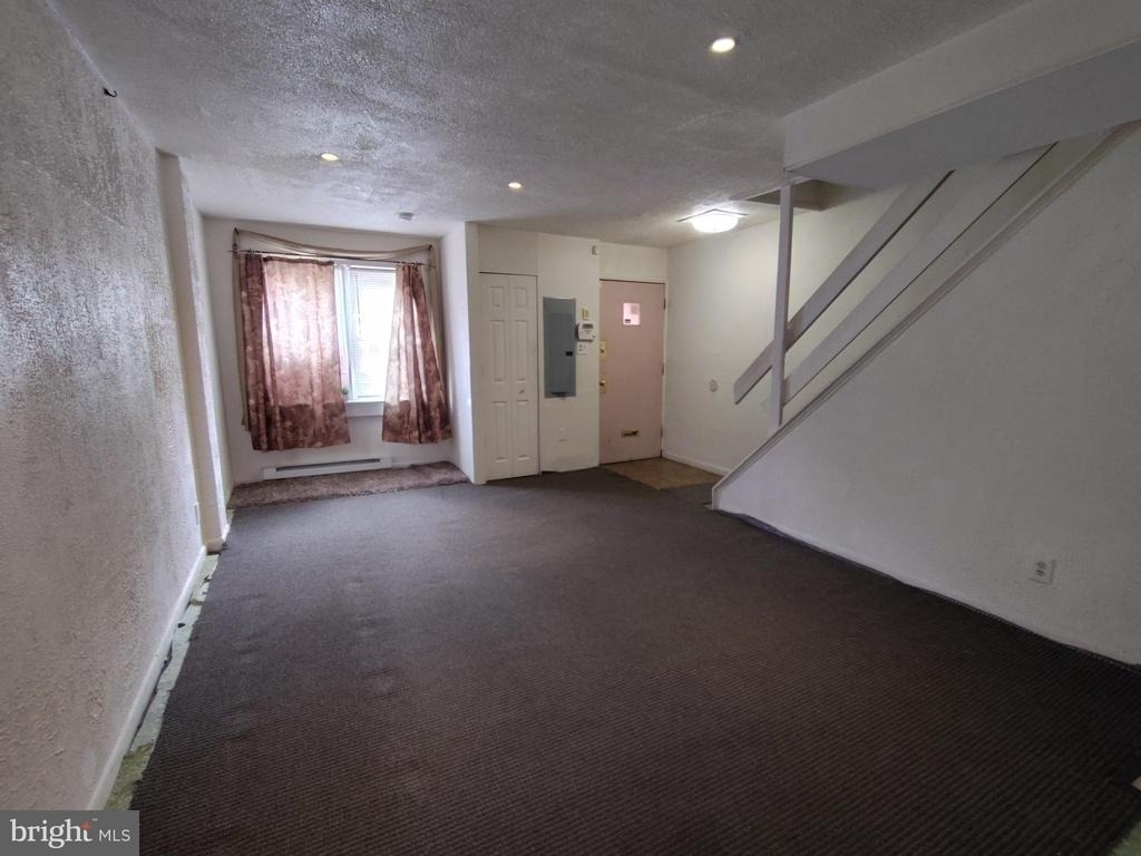1607 Page Street - Photo 9
