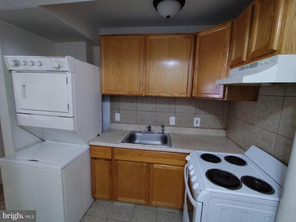 1607 Page Street - Photo 12