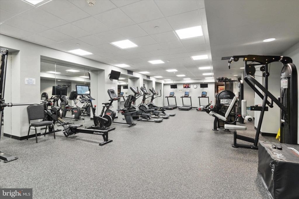2601 Pennsylvania Avenue - Photo 4