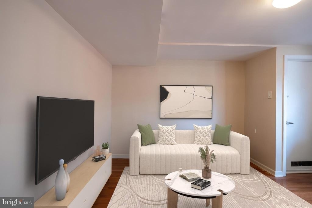 1736 Pine Street - Photo 1