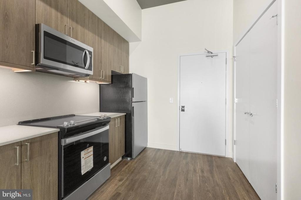 525 N 41st Street - Photo 2