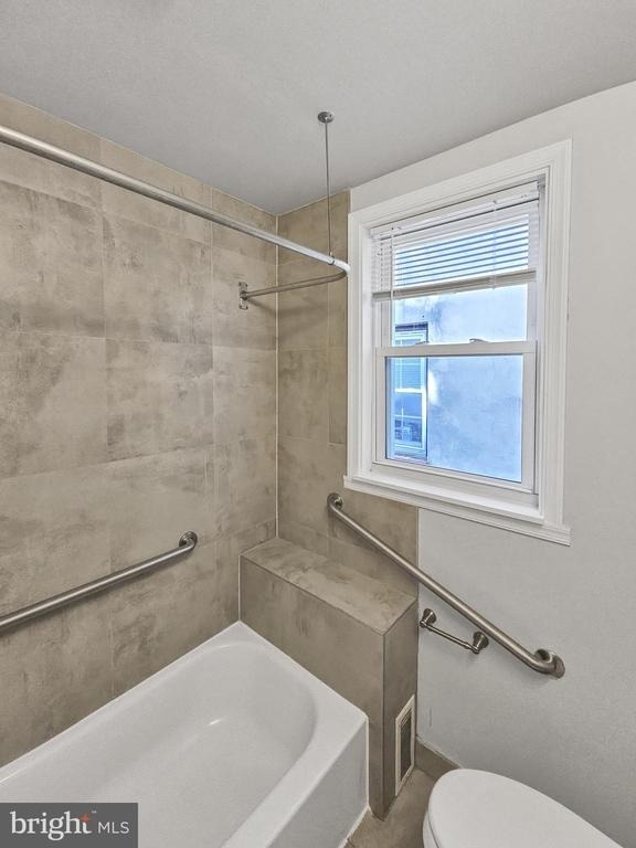 637 N 32nd Street - Photo 17