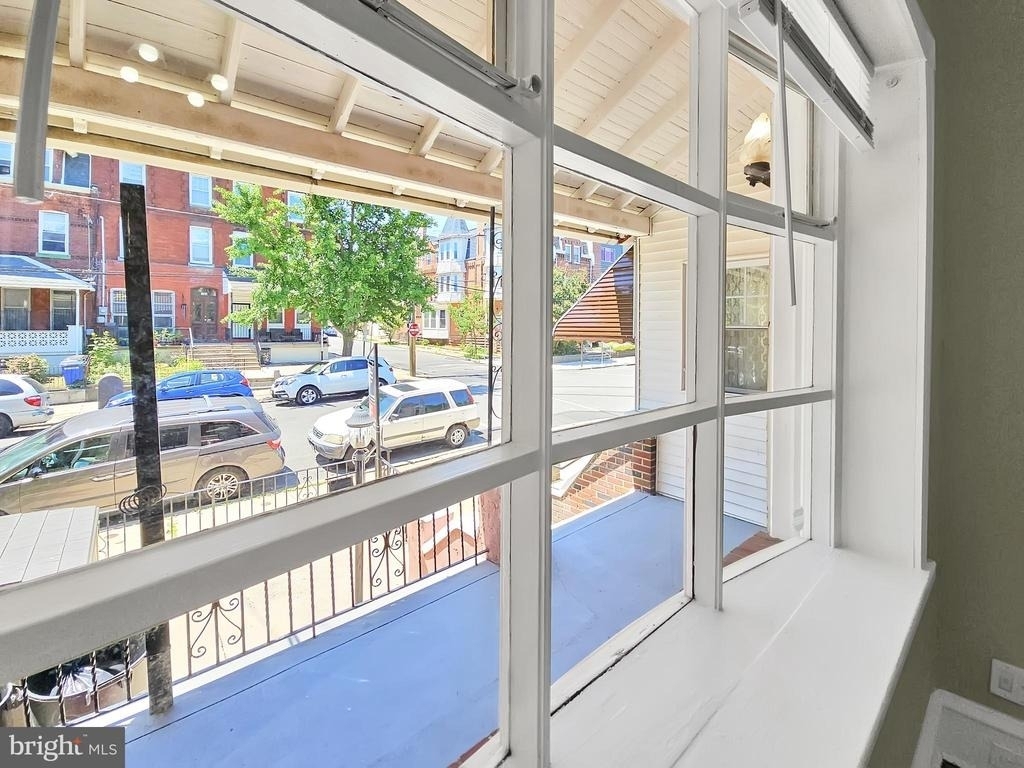 637 N 32nd Street - Photo 28