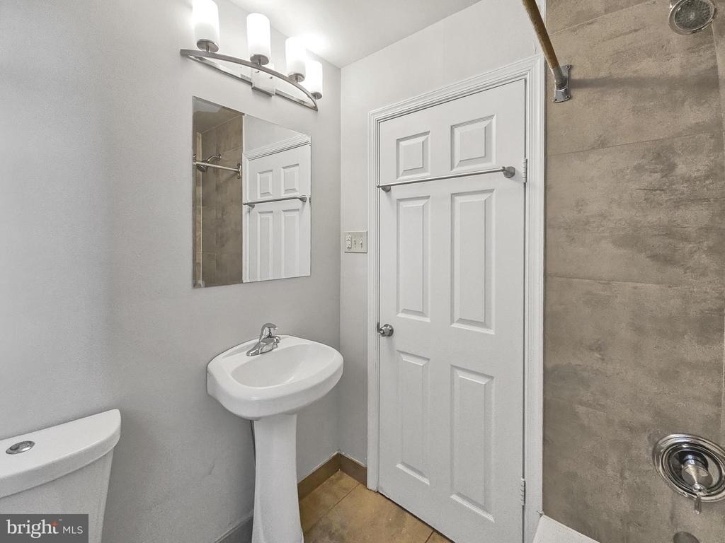 637 N 32nd Street - Photo 20