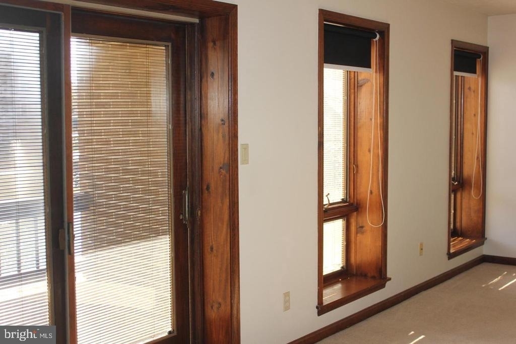 44759 Woodlake Court - Photo 10