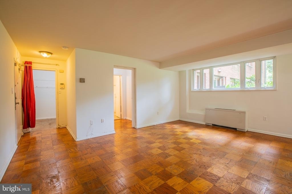 2400 41st Street Nw - Photo 5