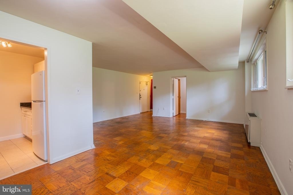 2400 41st Street Nw - Photo 9