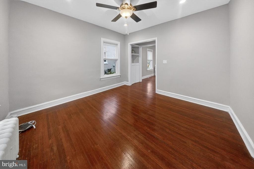 1353 Kennedy Street Nw - Photo 6