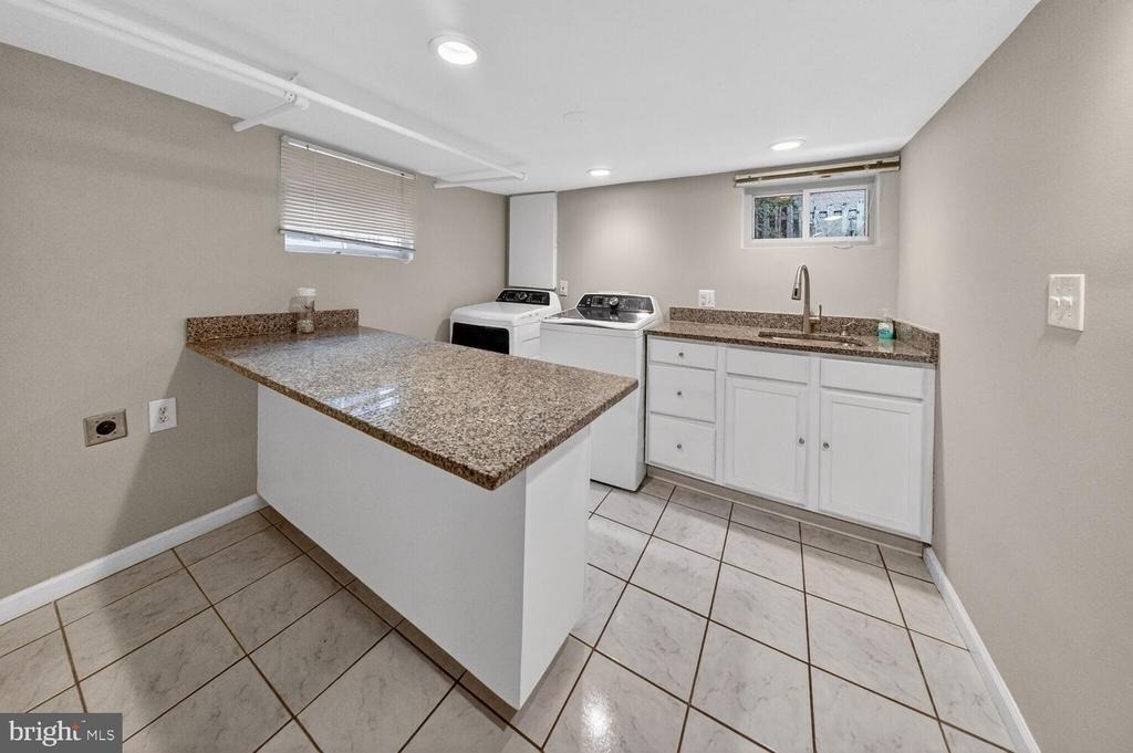 1353 Kennedy Street Nw - Photo 23