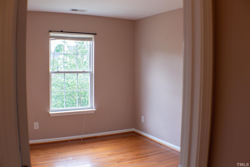 5145 Mabe Drive - Photo 11