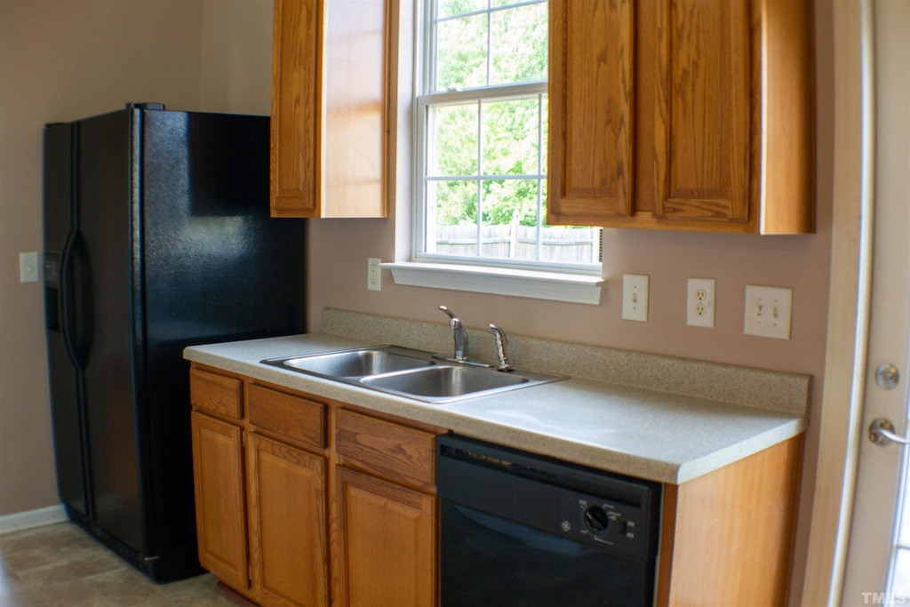 5145 Mabe Drive - Photo 3