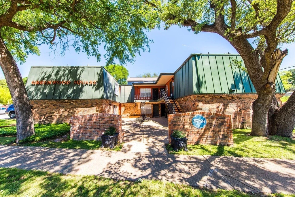 3101 Tom Green St - Photo 8