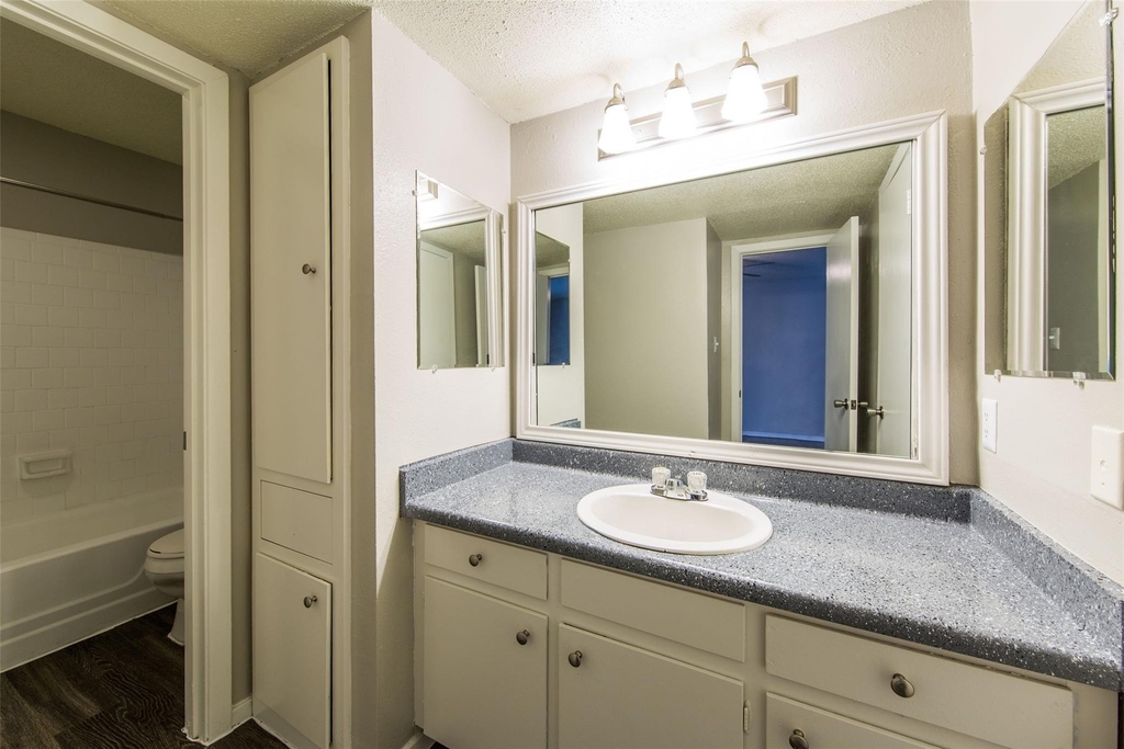 3101 Tom Green St - Photo 6