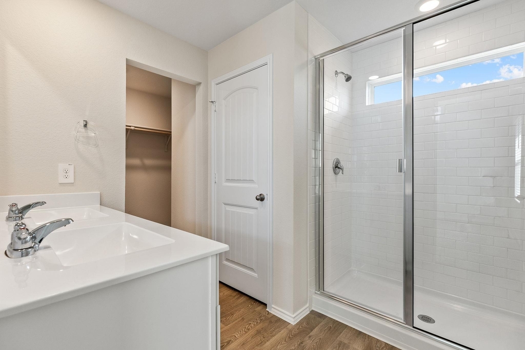 1702 Miller Ter - Photo 9