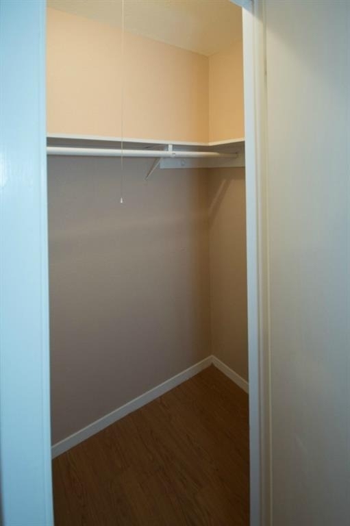 400 W 34th St - Photo 2