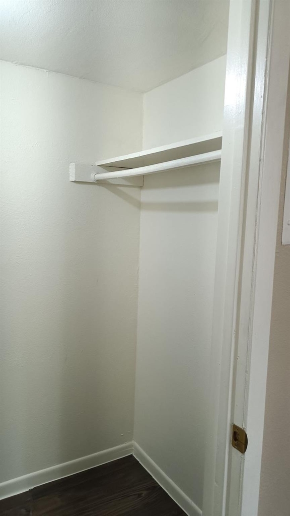 700 Franklin Blvd - Photo 5