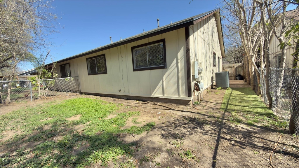 10708 Lanshire Dr - Photo 12