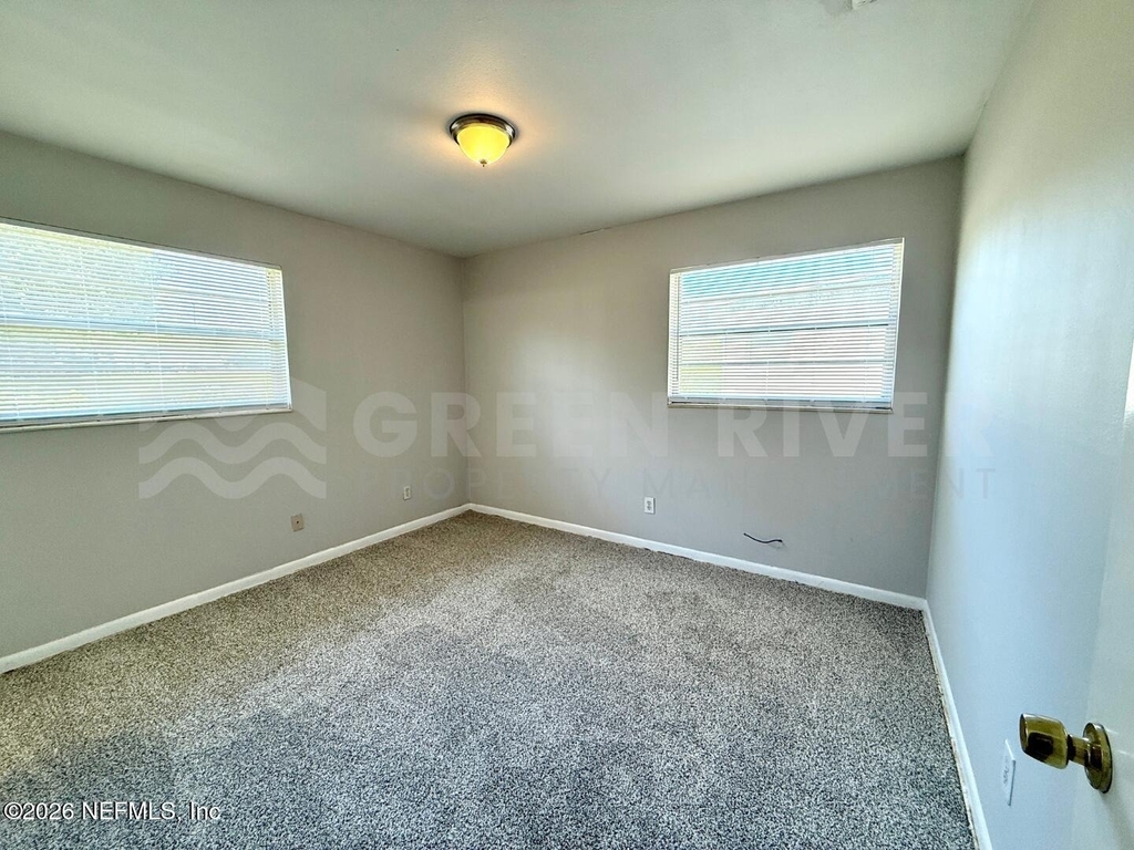 7963 Le Mans Drive - Photo 16