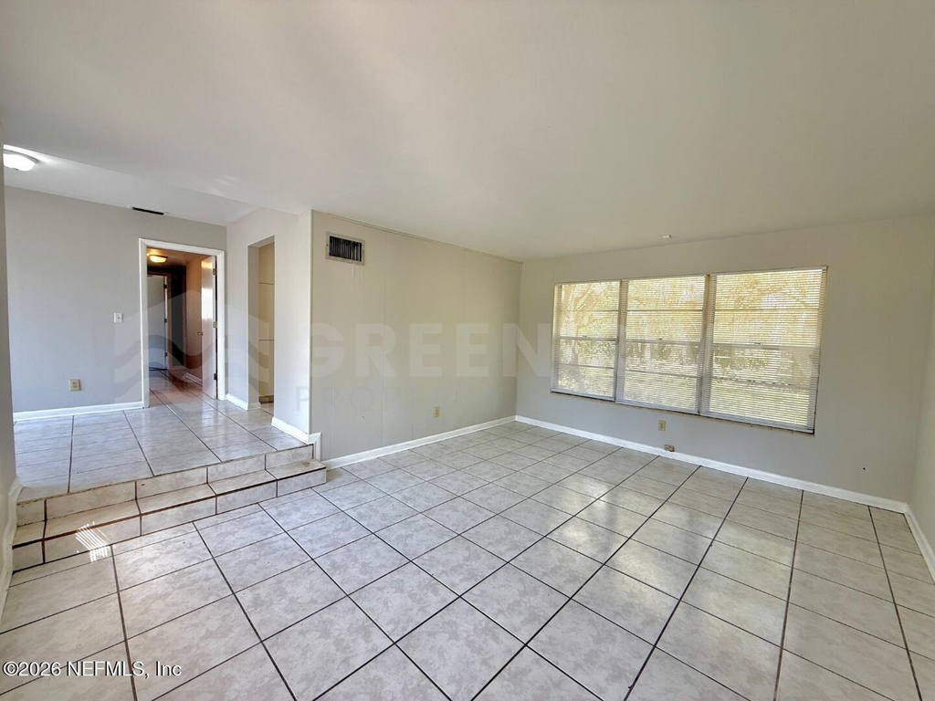 7963 Le Mans Drive - Photo 5