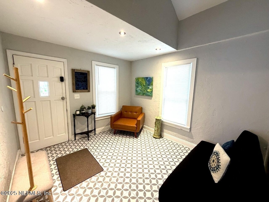 1720 Boulder Street - Photo 2