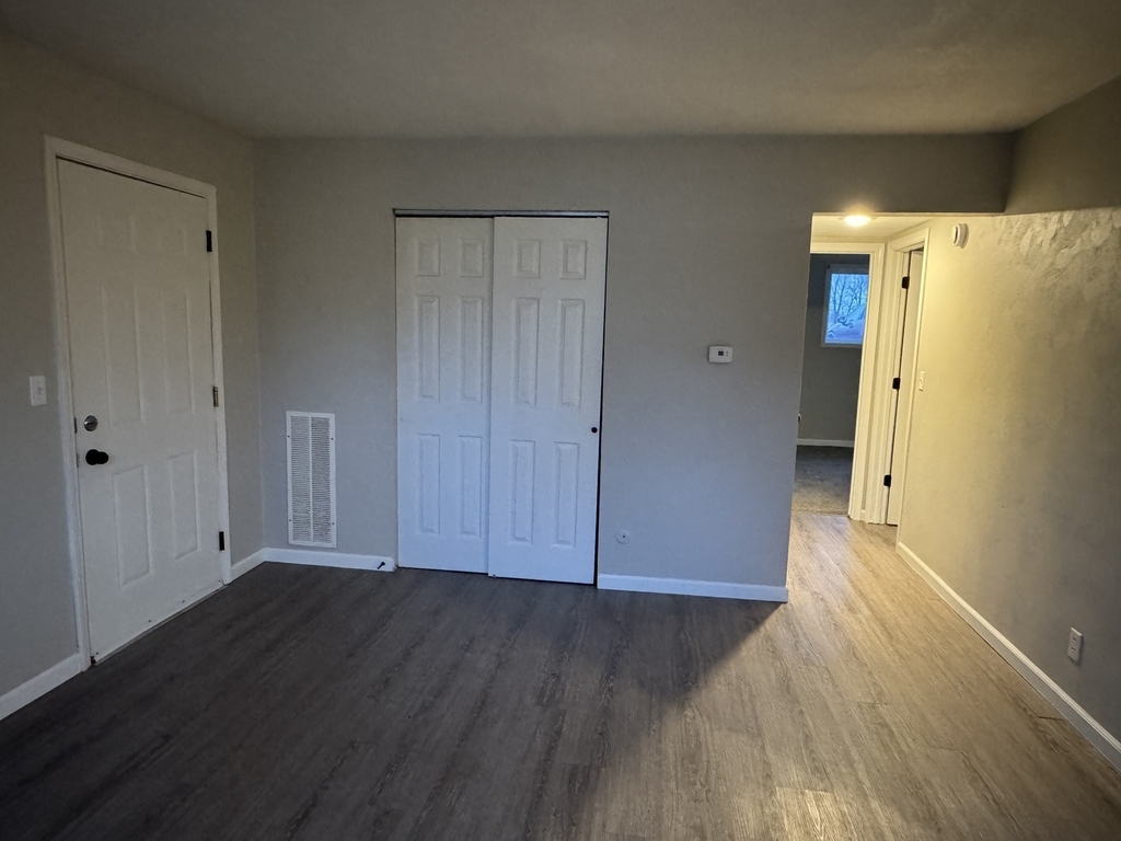 3240 Heatherton Drive - Photo 2
